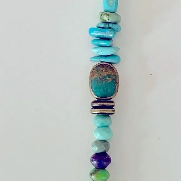 Gorgeous, unique Riverstone semi-precious beaded necklace, 15 inches adjustable. - Picture 4 of 7